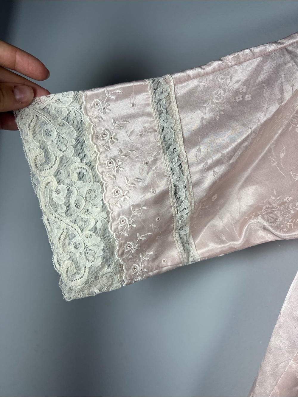 Vintage 80s Christian Dior Light Pink Lace Floral Pajama Set Medium - Picture 9 of 15